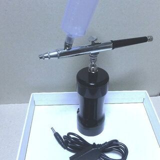 発送ok コンプレッサー一体型エアブラシ、ガンプラ、の画像