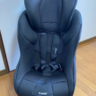 コンビ combi チャイルドシート マルゴット 新生児2.5~...