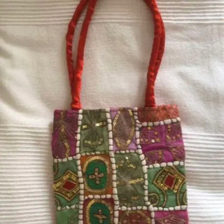 刺繍バッグ　スパンコール