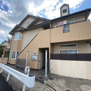 家賃１ヶ月サービス有り！近隣駐車場紹介可能！保証人無し可！緊急連...