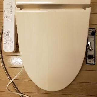 【使用品】TOTOウォシュレット（TCF8PK22アイボリー）