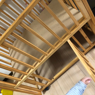 ベビーベッド 木製の画像