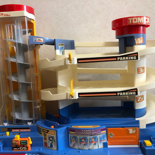 トミカ スーパーオートトミカビル