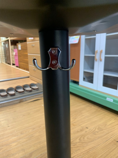 【リサイクルサービス八光　田上店　配達・設置OK】ダークブラウン　カフェテーブル 丸　600×H700 テーブル  木製