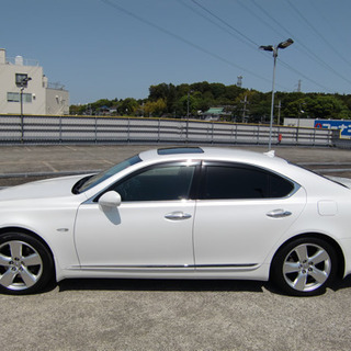 【自社ローン】★保証人無し★全国対応★レクサス★ LS460★サンルーフ★レーダークルーズ★パワートランク★バージョンS Iパッケージ★追走オートクルーズ★貴重なノーマル車★極上コンディションの画像