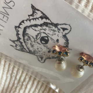 リバーシブルピアス　SMELLY アーバンリサーチの画像