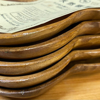 アカシア食器の5枚セットの画像