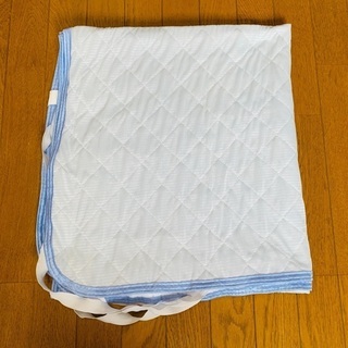 夏用の冷感敷パッド シングルサイズ ブルー