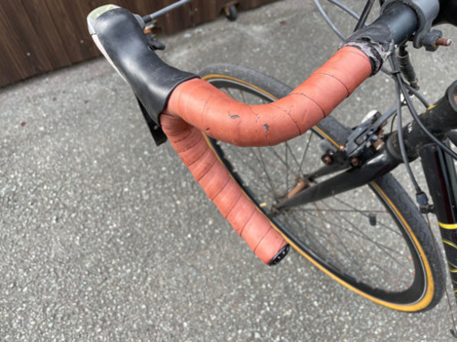 カノーバーロードバイク