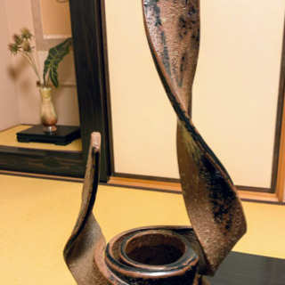 進行中【高級･希少】信楽焼 花器   8000円ほどの作品です！！の画像