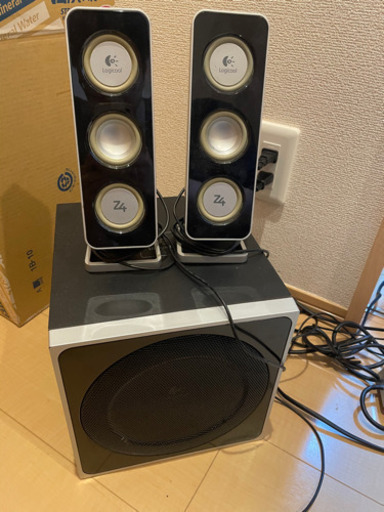 1000円　ロジクール　logicool スピーカー　2.1ch