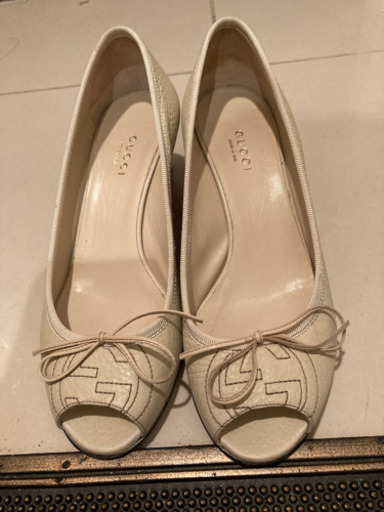 美品GUCCIサンダル