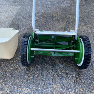 芝刈機 手押し 草刈機の画像