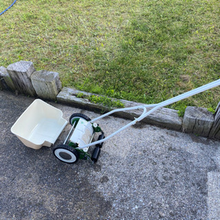 芝刈機 手押し 草刈機の画像