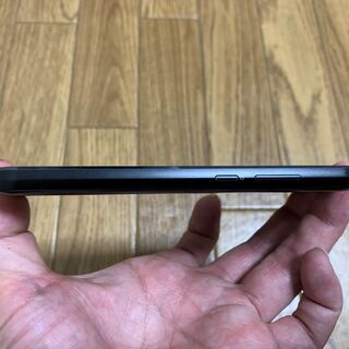 【SIMフリー】AQUOS R compact トルマリンブラック　32ｇｂ　ワンセグ対応　おさいふ携帯　オールインワンスマホの画像