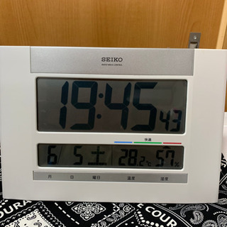お話中)SEIKO  電波デジタル時計　美品