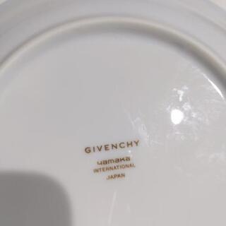 GIVENCHY　カレー＆スープ皿の画像