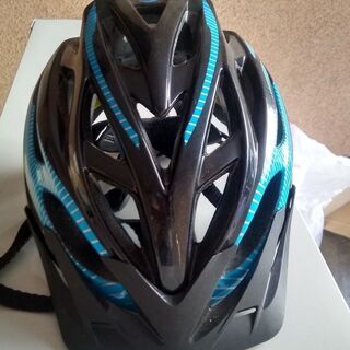 Cannondale キャノンデール　ヘルメット　Sサイズ　軽量...