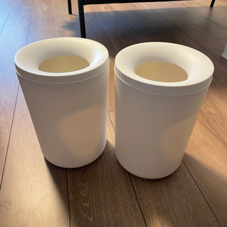 ゴミ箱の画像