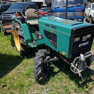 値下げシバウラトラクター4 WD ディーゼルの画像