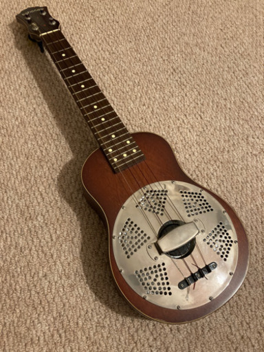 ウクレレ　リゾネーター