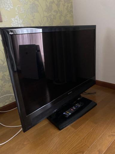 HDD/Blue-ray内蔵テレビ40型　(24日限定お値下げ)