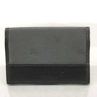 Burberry’s バーバリーロンドンパスケース