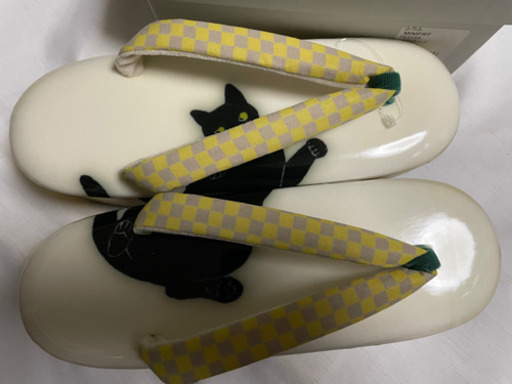 お値下げ不可！！最終値下げ！①ふりふ 下駄 ジュリー 猫 ねこ 草履 和装小物