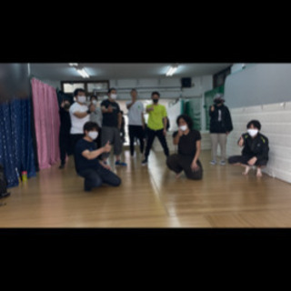 本日、14時〜ダンスやアクロバット技の練習一緒にしませんか？