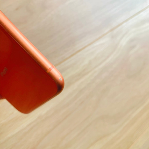 iPhone XR Coral SIMフリー