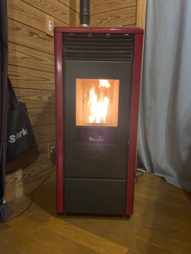 MORETII（モレッティ）ペレットストーブ　ベネーレVenere 煙突セット