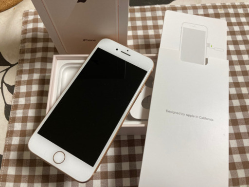 Apple iPhone8 アップル アイホン アイフォン 傷なし美品