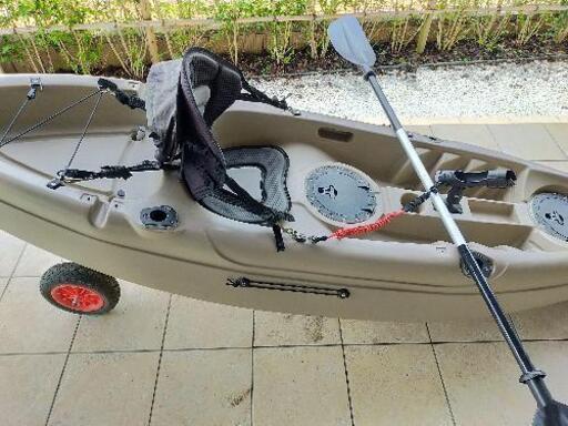 現在商談中です!!1人乗りカヤック(ポリ艇)