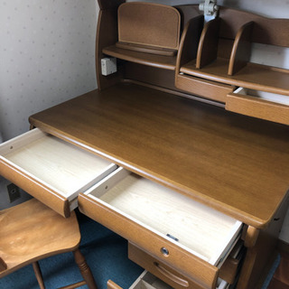 ガッチリ学習机（椅子付き）②の画像