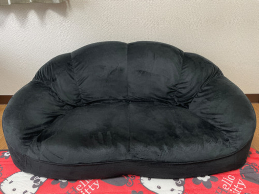 【お値下げしました！】黒のクッションソファー