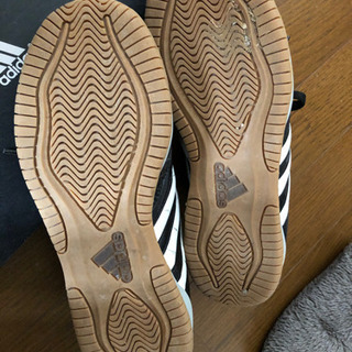 アディダス　スニーカー　23センチ　値下げしました^_^の画像