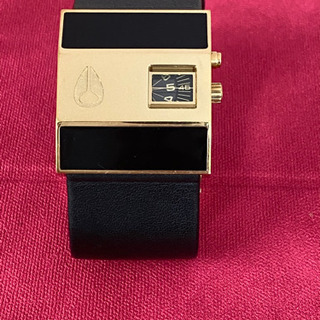NIXON 腕時計　ニクソン