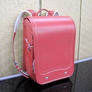 女の子用ランドセル まだまだ使える！赤色に近いピンク色系 小学生...