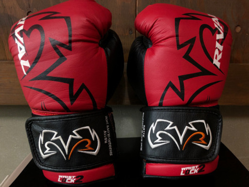 RIVAL RS11V スパーリンググローブ 14オンス ボクシンググローブ