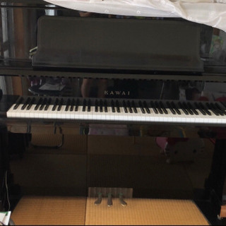 アップライトピアノ　中古　（配達代は別料金でお願いします🙇‍♀️）