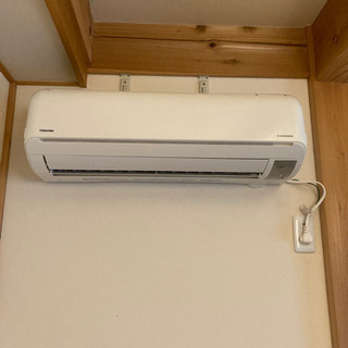 TOSHIBA　18畳エアコン　自動クリーニング付