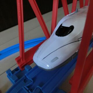 商談中⑱　Wループ、大鉄橋、トンネル、踏切、転車台、車両4編成付　プラレールの画像