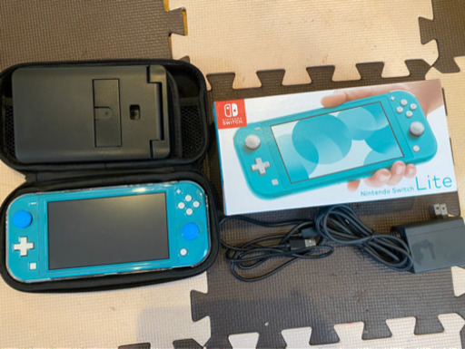 値下げ！ニンテンドースイッチライト　美品！使用時間50時間程度