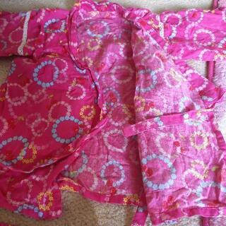 100センチチェリーとお花柄の甚平の画像