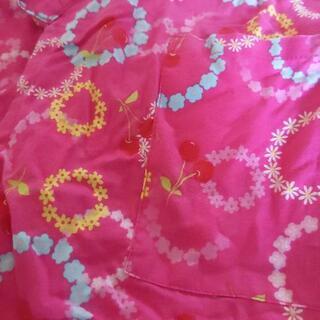 100センチチェリーとお花柄の甚平の画像