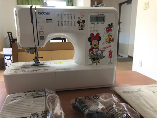 限定品brother美品 コンピューターミシンM1107-SI Minnie mouse