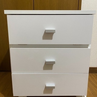 収納ドレッサー