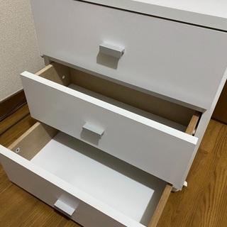 収納ドレッサーの画像