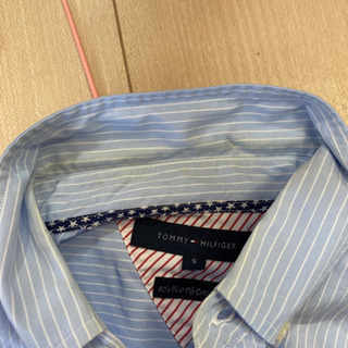 トミーの長袖シャツの画像