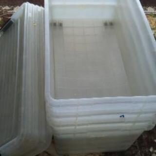 収納ケース４個の画像